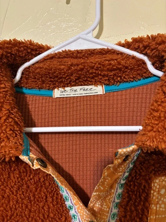 We The Free Oversized This and That Cardi Sherpa Jacket - Picture 3 of 6